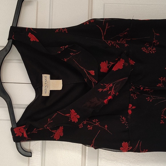 Vintage Floral Dress (11/12) - Picture 3 of 5